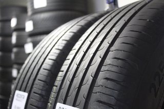 2 Gomme Usate Continental 225/60 R18 104V