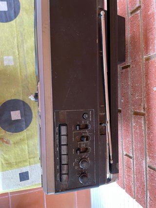 TV y Radio Cassette Sharp Antigua