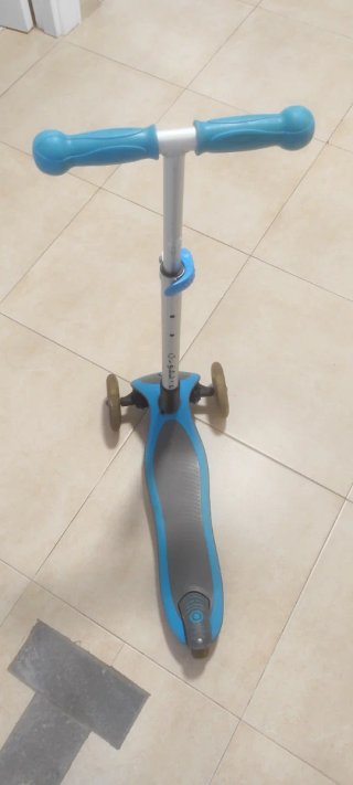 Patinete Globber 3 Ruedas con Luces