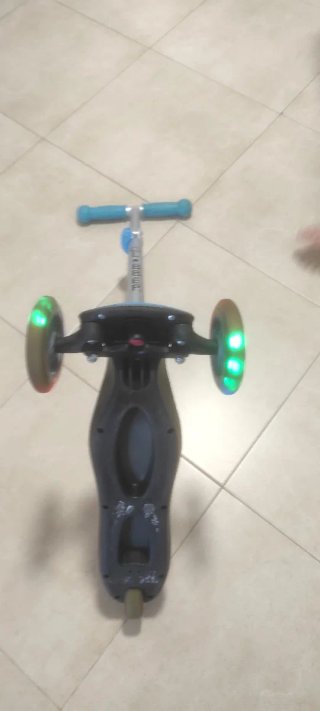 Patinete Globber 3 Ruedas con Luces