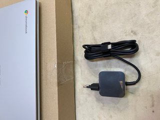 ASUS Chromebook CX1400CNA Plata