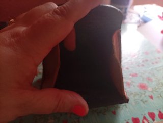 Monedero de cuero azul con cierre