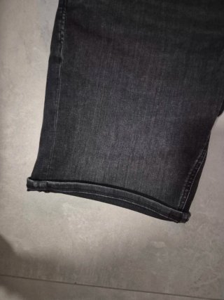 Vaqueros cortos Jack & Jones negros
