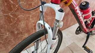 Bicicleta MMR Kuma MTB - Frenos Hidráulicos