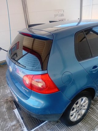 Volkswagen Golf 2004