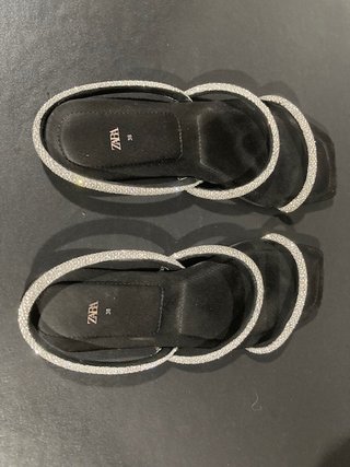 Sandalias Zara Talla 38 Brillantes