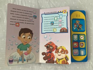 ES HORA DE IR AL BAÑO CON LA PATRULLA CANINA