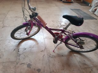 Bicicleta niña B'Twin morada