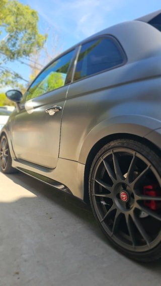 Abarth 695 2015