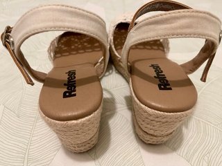 Sandalias cuña Refresh mujer