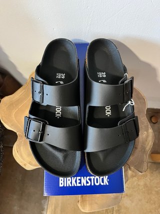 Sandalias Birkenstock Negro nuevas 39