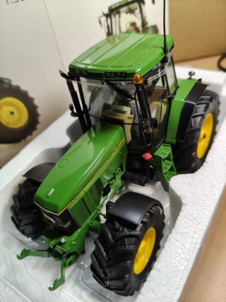 Maqueta John Deere 7700 Schuco