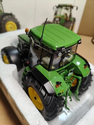 Maqueta John Deere 7700 Schuco
