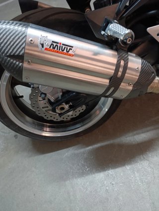 Kawasaki Z1000 Negra Naked