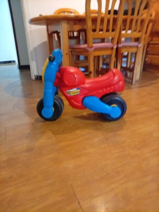 Moto de juguete para niños PRECIO NEGOCIABLE