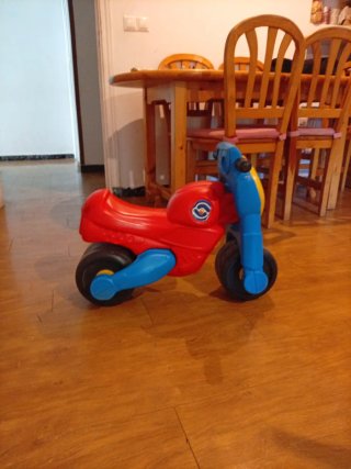 Moto de juguete para niños PRECIO NEGOCIABLE