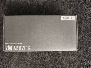 Garmin VIVOACTIVE 6 Blanco/Oro