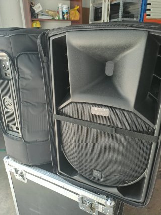 Altavoces RCF ART 715-A MK5 + Fundas
