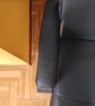 Sillón de oficina negro