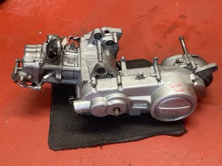 Motor Kymco Grand Dink 125 2005