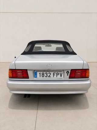Mercedes SL320
