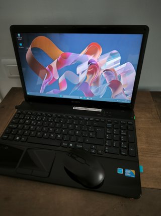 PC SONY VAIO I3 - W11 PRO – 4GB RAM + 128GB SSD