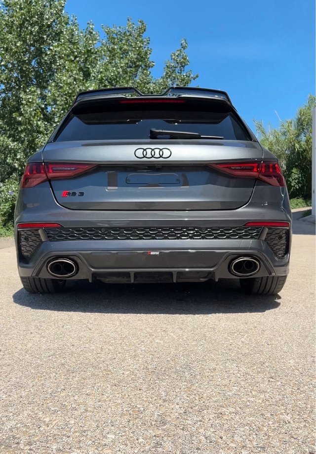 Audi RS3 2024