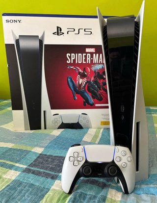 Consola Playstation 5 + 3 Juegos