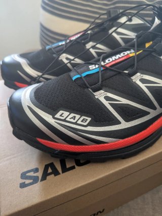 Zapatillas Salomon XT6 Negras y Rojas