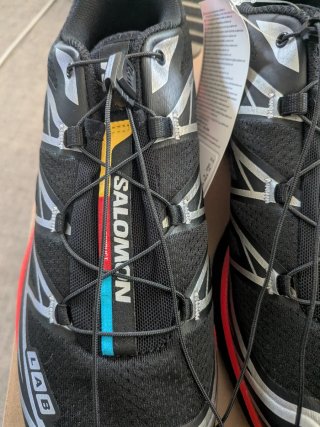 Zapatillas Salomon XT6 Negras y Rojas