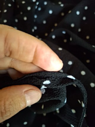 Mono negro con lunares blancos talla L