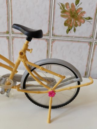 Lotto Mattel Vespa e bicicletta per Barbie