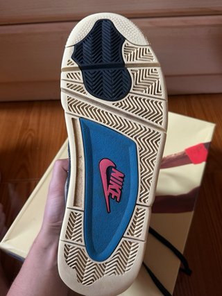 Air Jordan 4 Union Negra y Azul