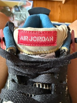 Air Jordan 4 Union Negra y Azul