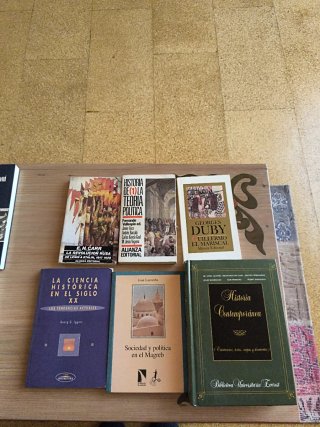 Pack libros de historia. Muy buen estado.