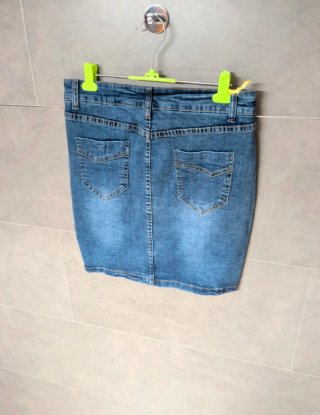 Falda vaquera azul nueva