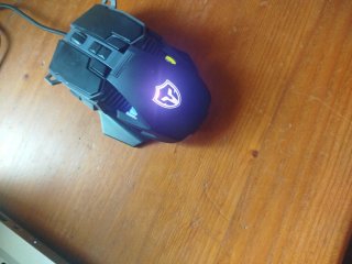 Portátil Acer Aspire Ryzen 5 7520 con mouse da gioco