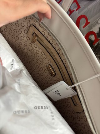 Bolso Guess Beige y Blanco