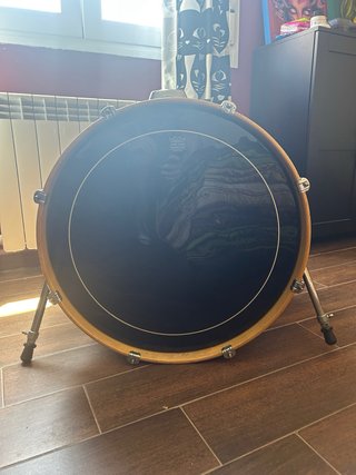Bombo de batería + funda + soporte tom