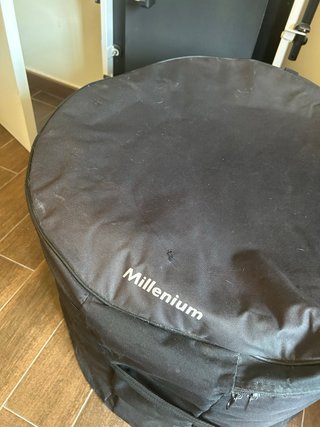 Bombo de batería + funda + soporte tom