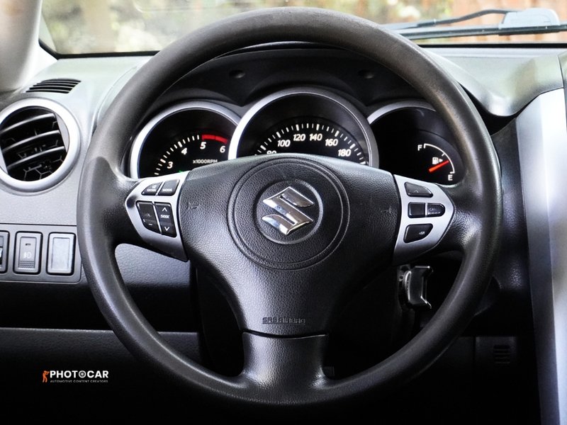 Suzuki Grand Vitara 1.9 DDiS JLX-E (2005) 2006, foto 17