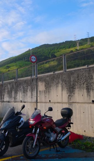 Yamaha XJ600S Diversion