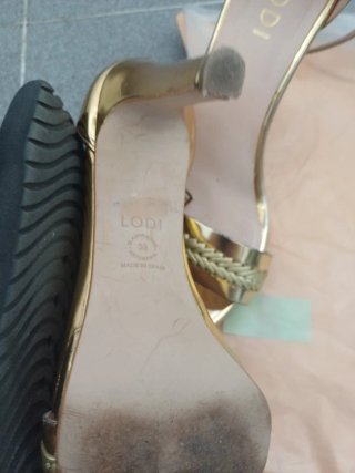 Sandalias LODI doradas tacón alto