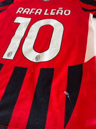 Camiseta AC Milan Rafa Leao. Talla 10 años