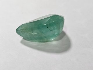 Esmeralda Pera Facetada Verde
