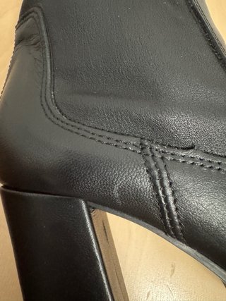 Botines negros de Zara Basic