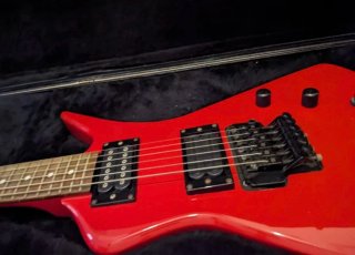 Guitarra Hammer Scarab XT Roja