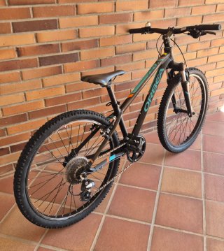 Bici Orbea MX 24 XC leggera da 24"