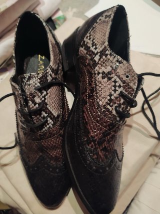 Zapatos Zara Talla 37 Serpiente