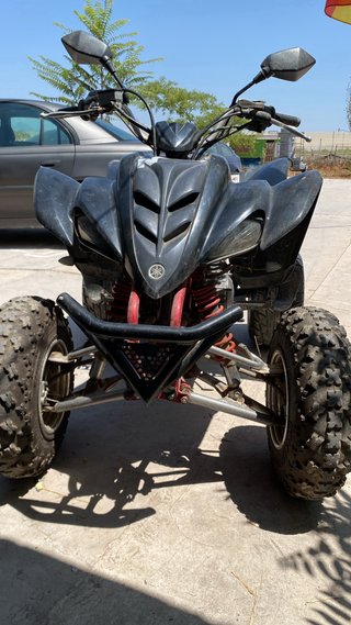 Moto Yamaha Off-Road Negra/Roja            350 cc